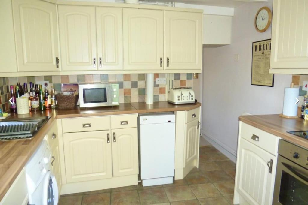 Lovely Cornish Cottage In Small Village Setting Saint Hilary  Exterior foto